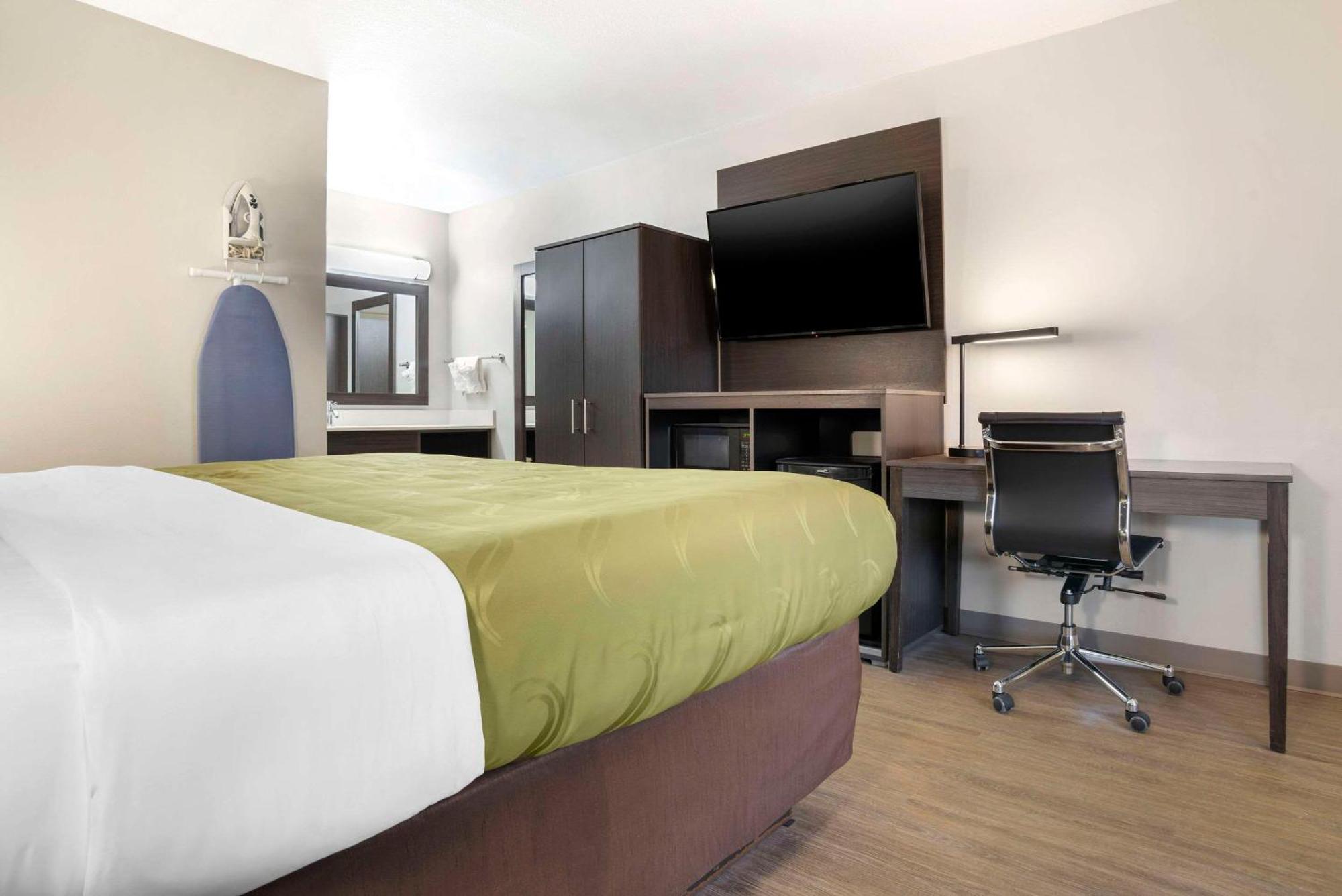 Quality Inn & Conference Center Панама Сити Екстериор снимка